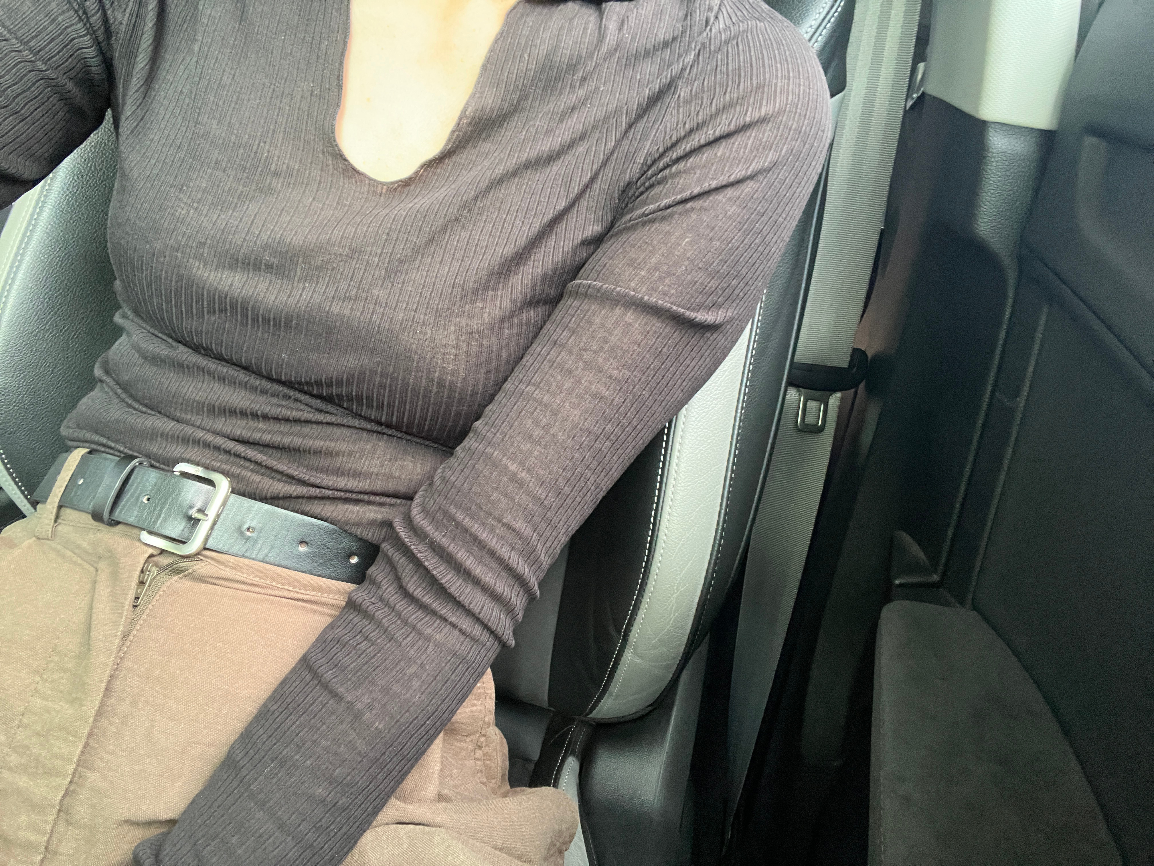 假装很细的腰手机里都找不到自己照片了