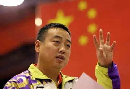 人云亦云，以讹传讹！刘国梁怎么可能19岁就当上国乒队长？

昨晚官宣王楚钦出任国