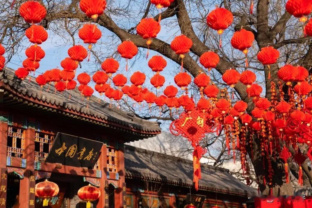 集齐五福就是年!五福活动是如何化身“过年”仪式感的?

最近帮家里买年货，家里老