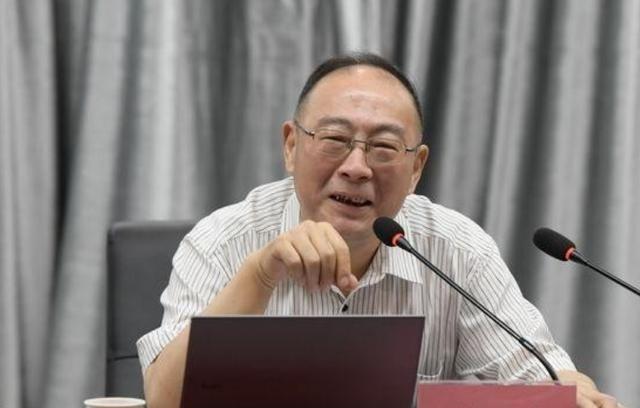 中国未来五年日子不好过！ 金灿荣教授曾发出警告：未来五年极有可能发生一件大事，那