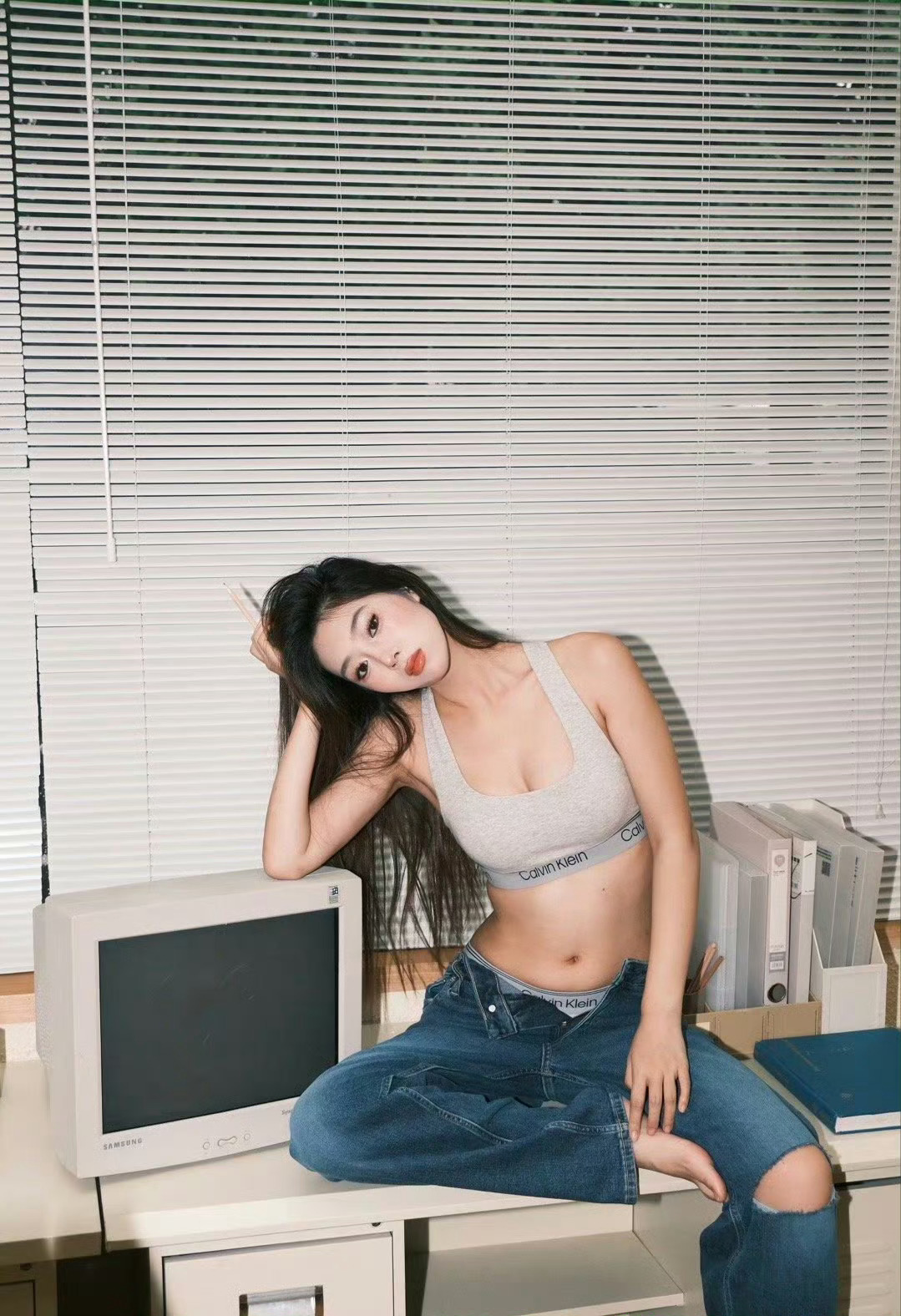 校花美女“陶四七”出生于1998年1月15日，毕业于同济大学，摩羯座小姐姐[爱你