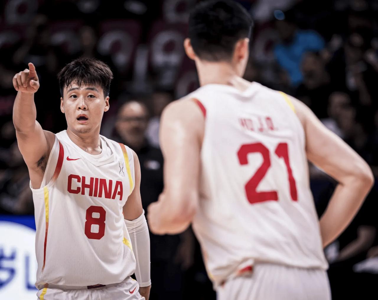 男篮小组赛复盘：赵睿、大秋满分，这两人不该进国家队？
北京时间8月9日，中国男篮