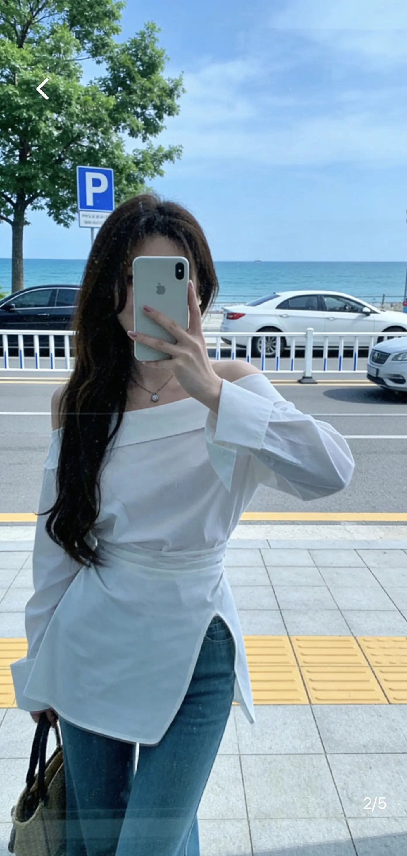 “不管你多么善良，当你没有价值时，就算你温柔得像只猫，别人都嫌你掉毛。”