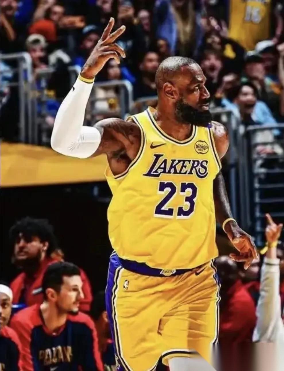 如果有一天，一支球队把未来全部押在年轻人身上，然后在最关键的时刻，又不得不回头把