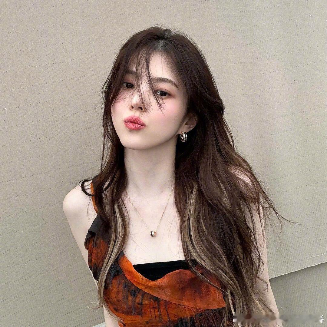 韩素希近照，苏西姐好米 ​​​