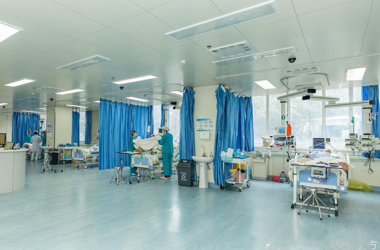 黄金两分钟，心跳归零！地铁里的生死拉锯
2026 年 4 月 7 日下午，兰州石