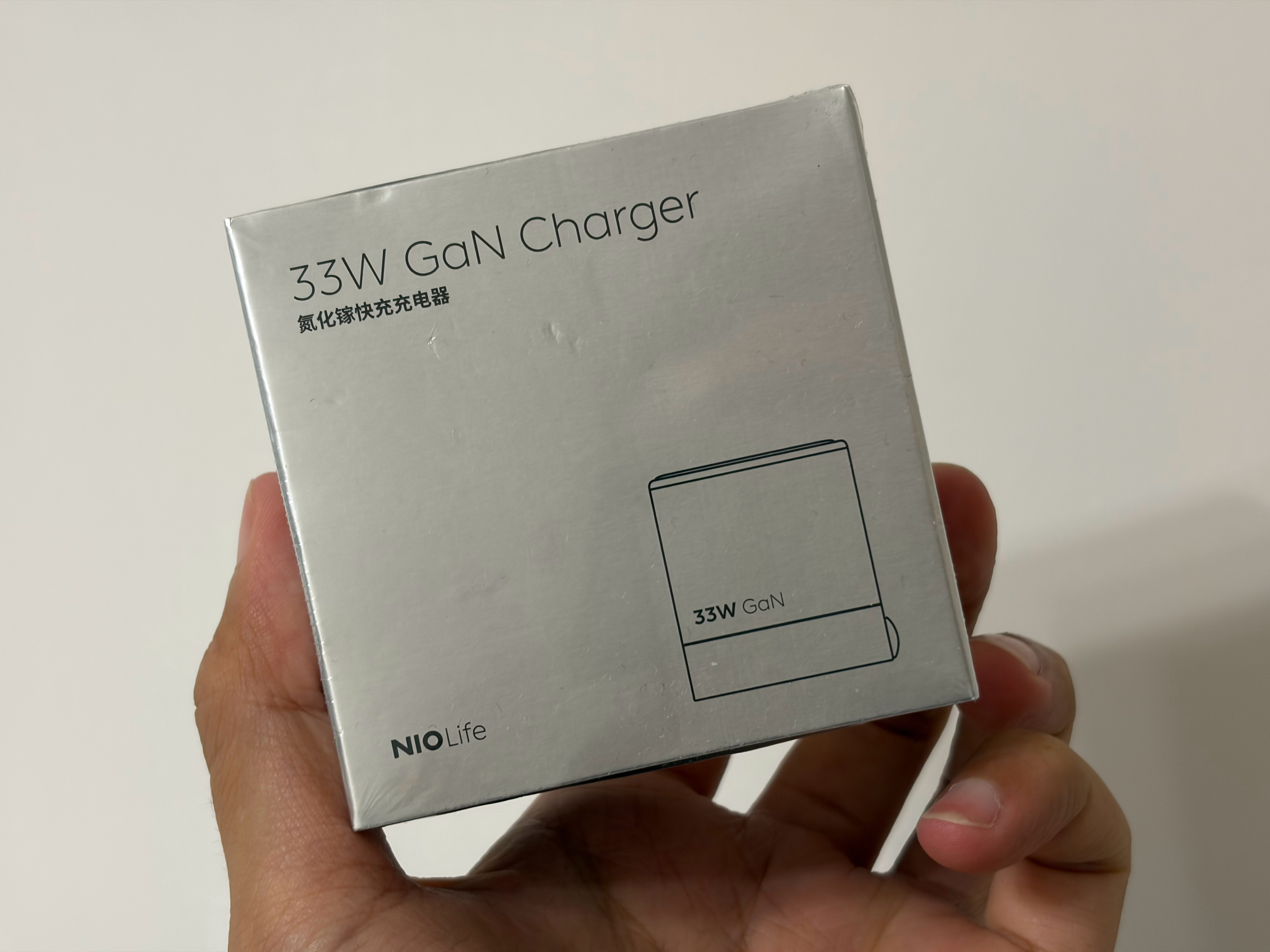 有人需要充电头吗？评论区抽1位粉丝小可爱，送一套吧？明天开！[嘻嘻] ​  ​​