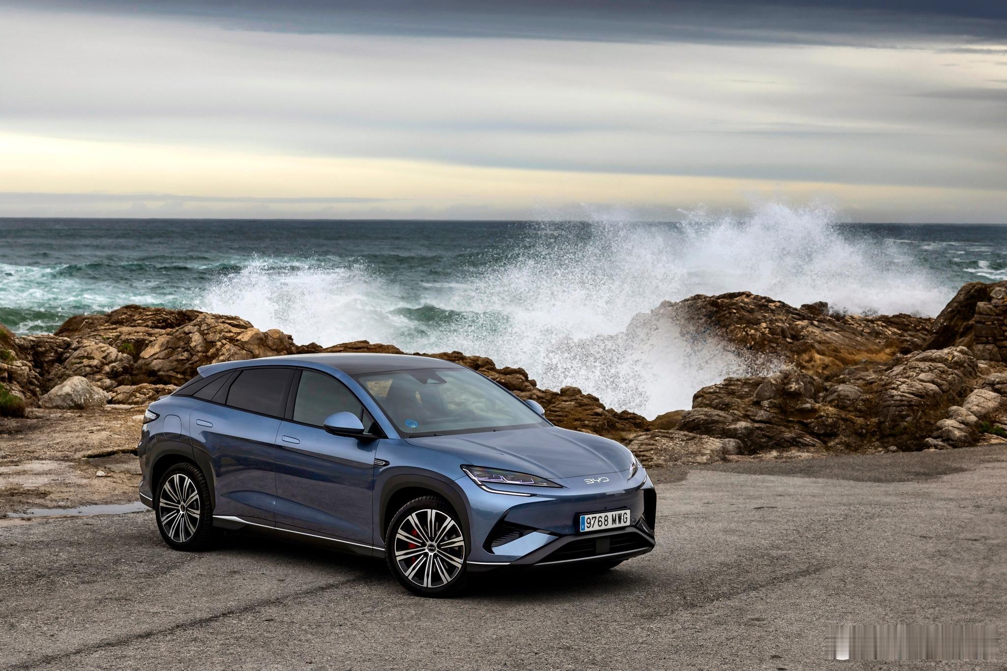 比亚迪海狮07EV，11月出口9377辆！今年1-11月，海狮07EV累计出口9