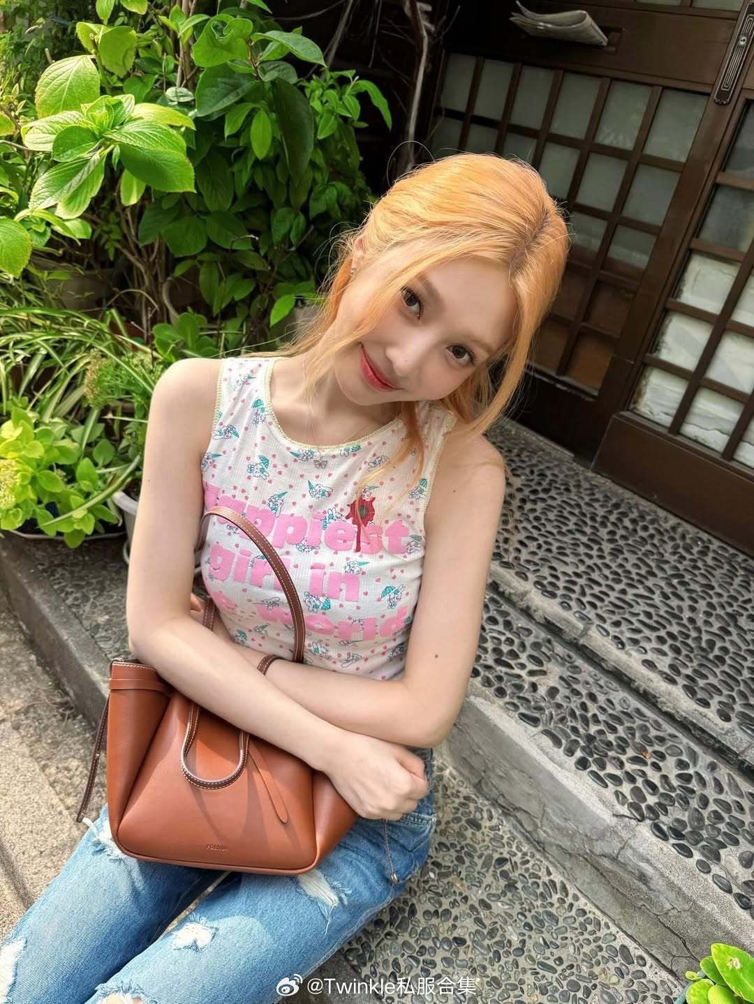 明星私服搭配[超话] 朴秀荣 💗 ​​​