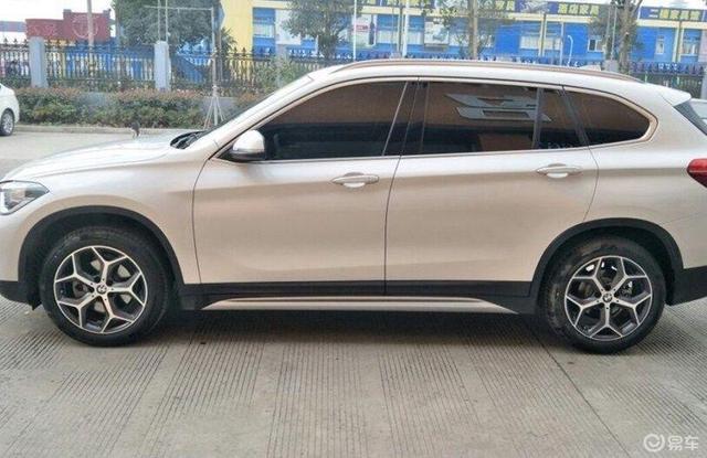 【车主：内饰的话我觉得还行，简单整洁，比较满足自己的需要】
宝马X1 2019款