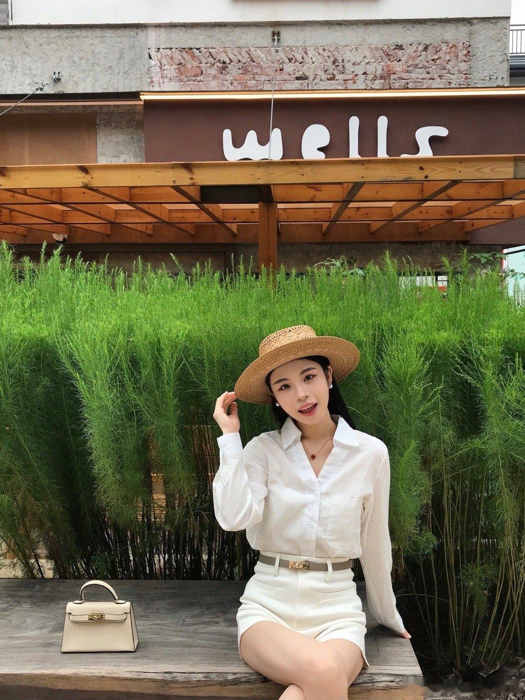 冬天是永不消散的罗曼蒂克 东莞·wells cafe&eatery(东莞店)