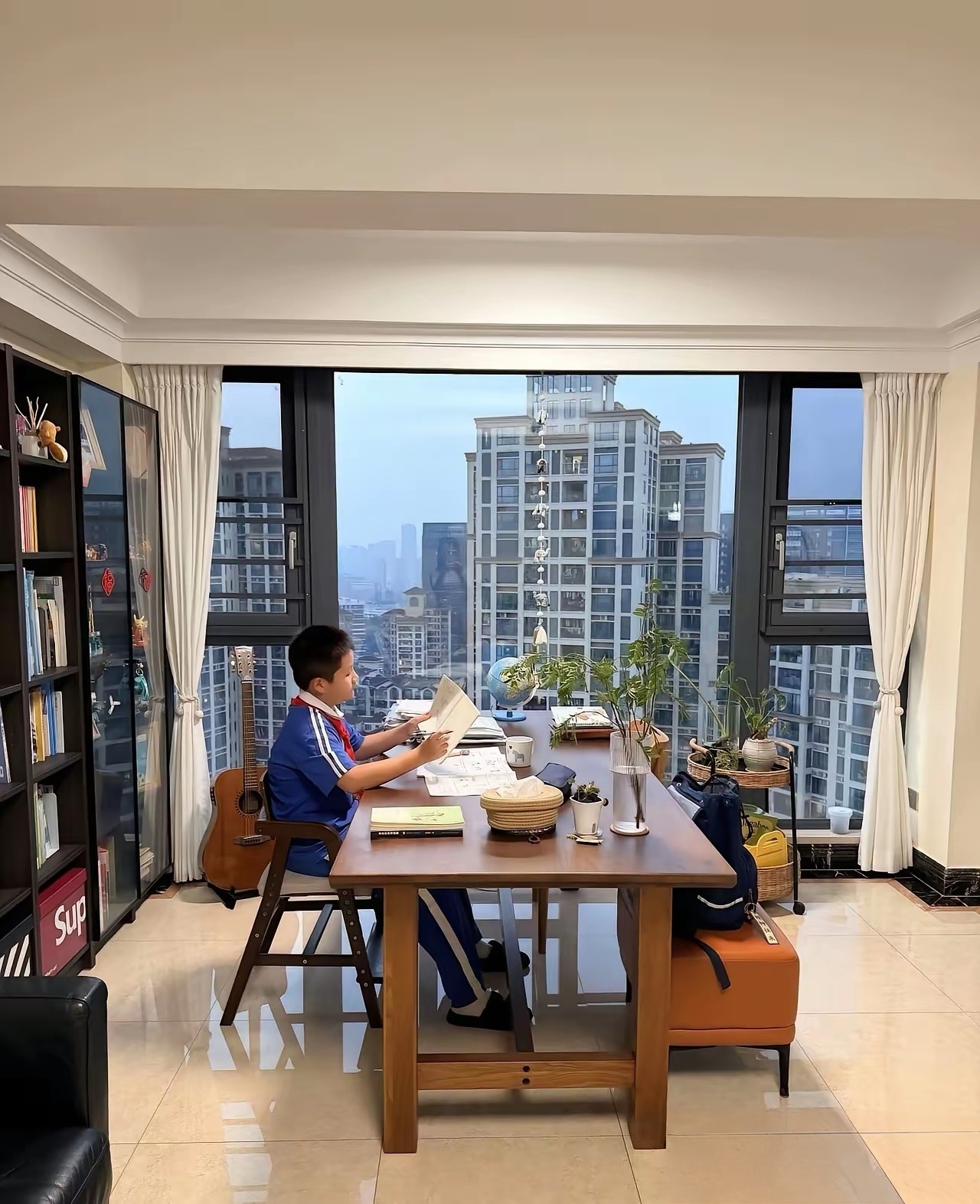 他的生活还会有什么烦恼吗？ 