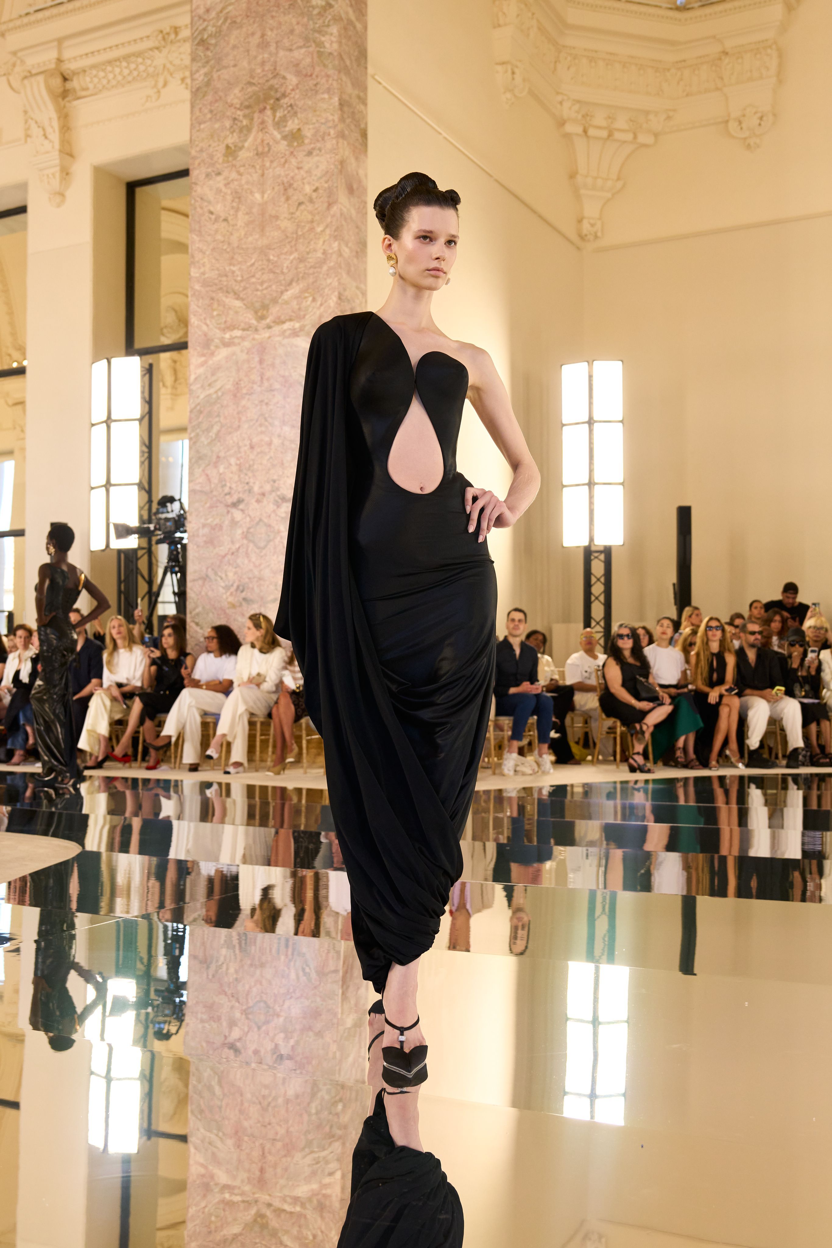 Schiaparelli F/W 2026 Haute Couture巴黎高定时