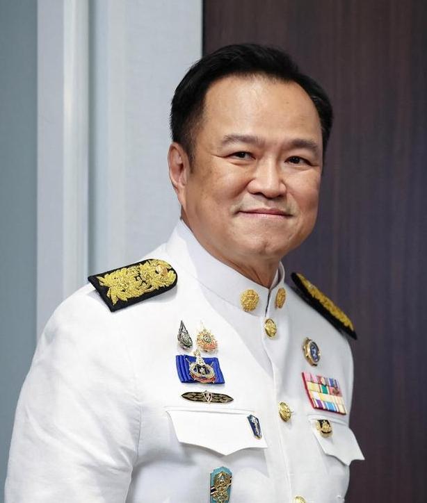 重要时讯，泰国产生了新总理，具有中国血统的阿努廷再次被选为泰国总理，成为泰国的第