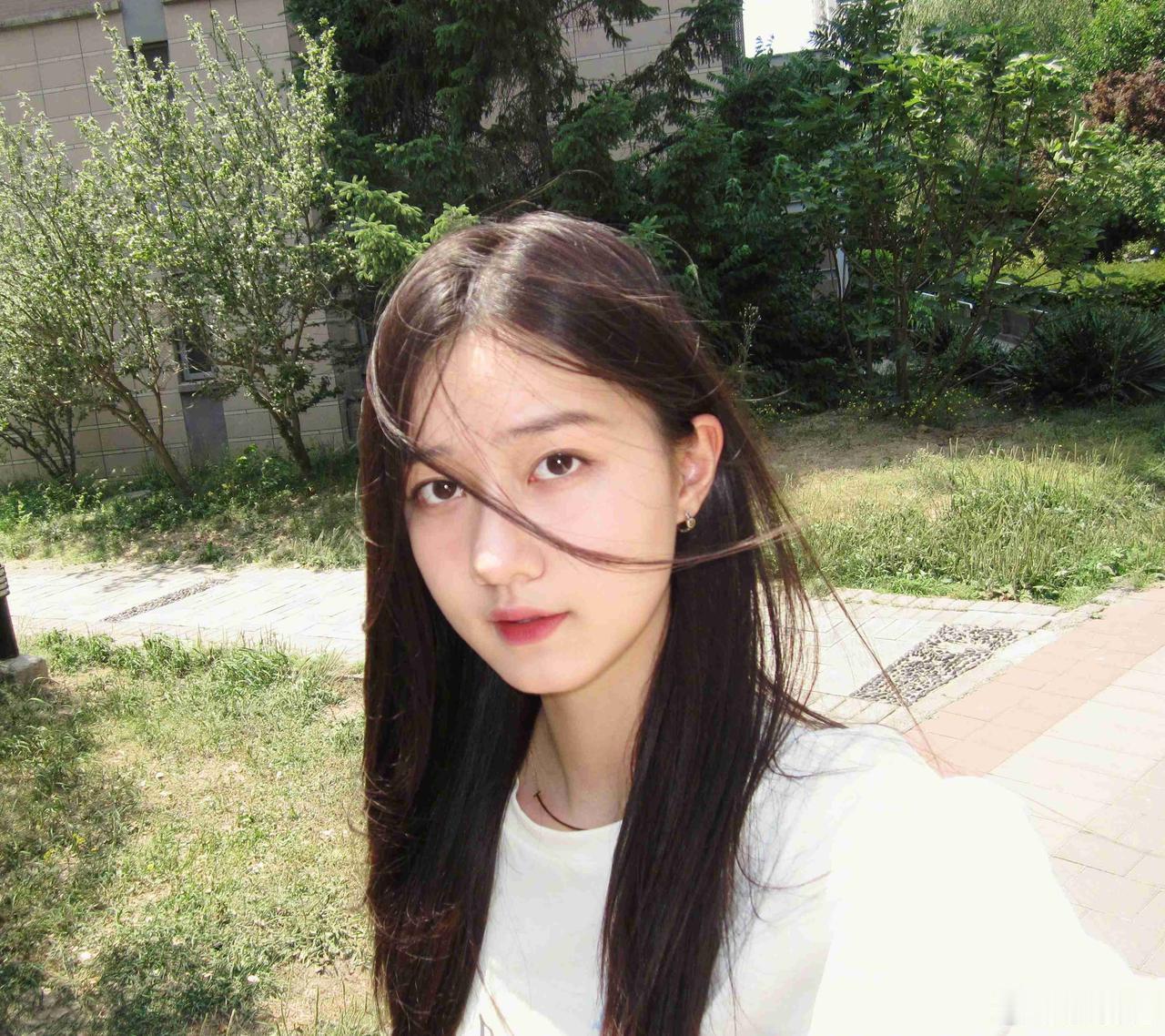 我的今日状态：😁轻松愉快
我这里的天气：☀️晴天