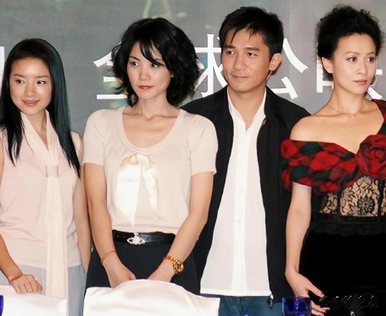 刘嘉玲最美
#刘嘉玲那点事# 
#刘嘉玲活动造型# 
#娱评大赏#