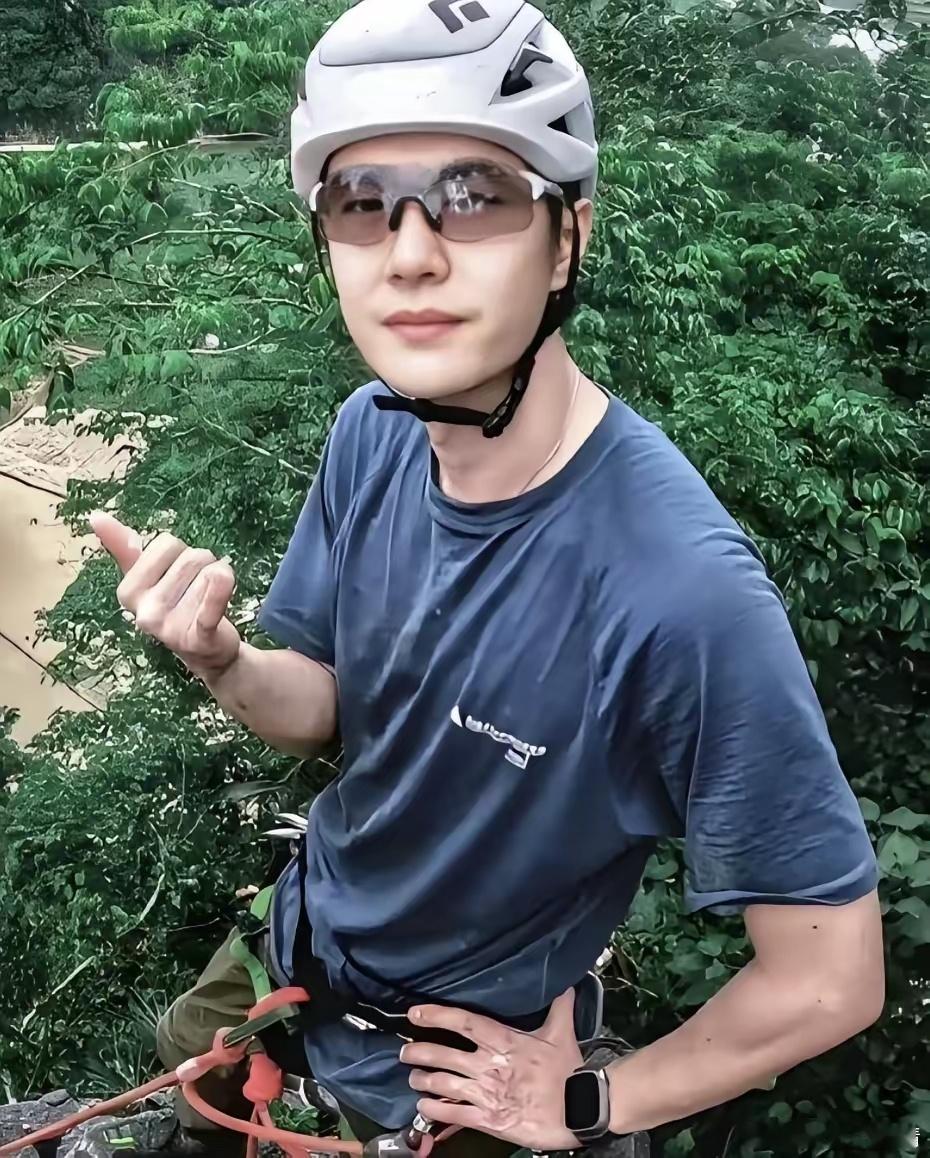 怀疑过王一博只是为了秀身材也怀疑过王一博只是为了刺激但万万没想到，向导的一句话才