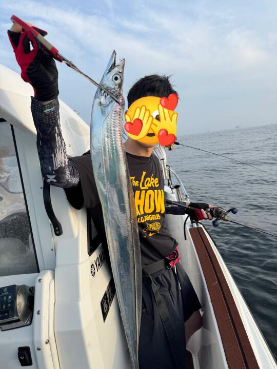 7月8号周二一起开船钓带鱼吗？