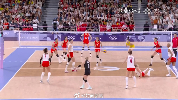 【可惜！#中国女排止步8强#】巴黎奥运会女排1/4决赛，中国女排2:3土耳其女排