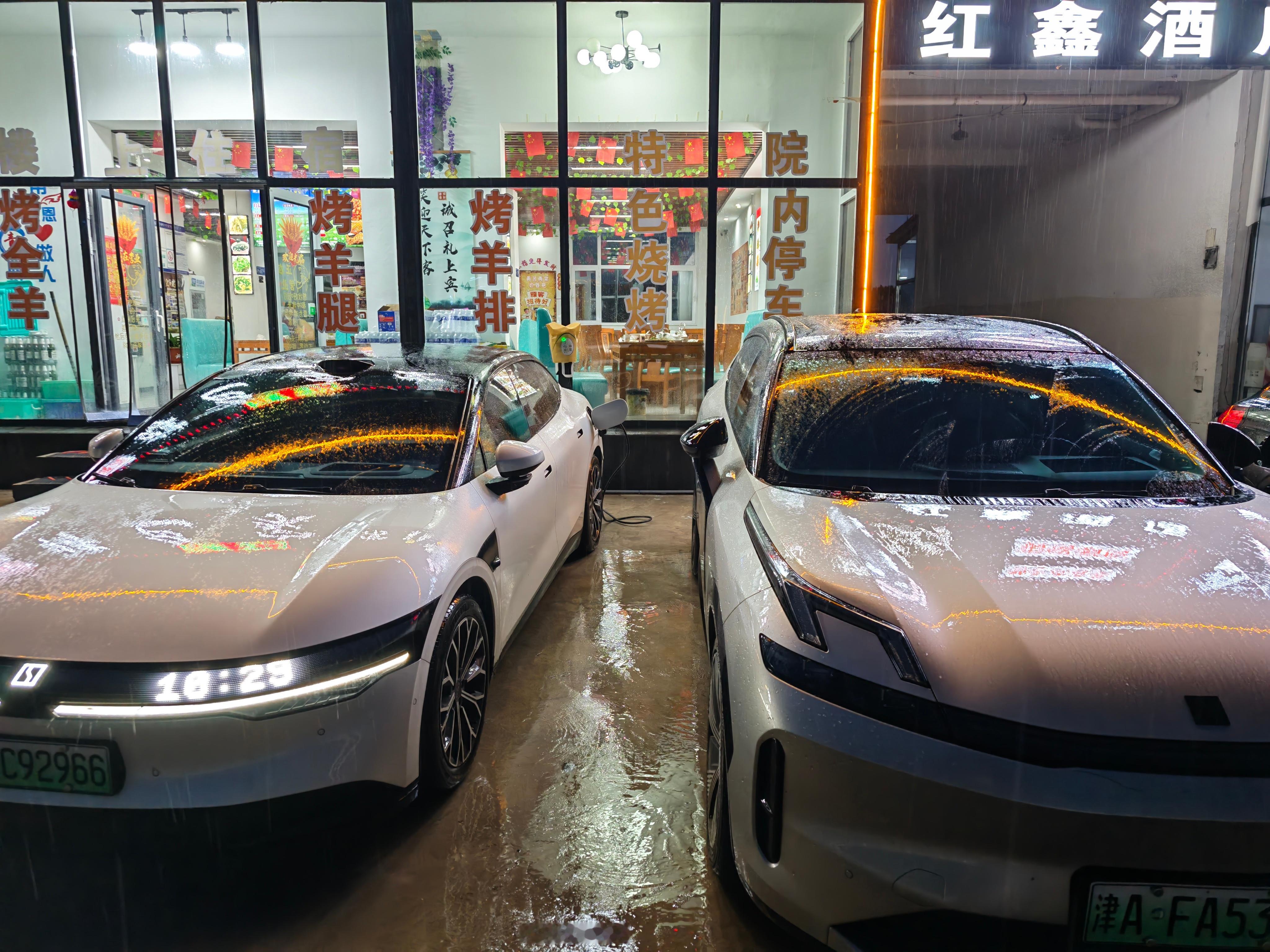 纯电车型来大滩镇小tips马镇附近的充电桩数量不少，但多数是慢充，快充主要集中在