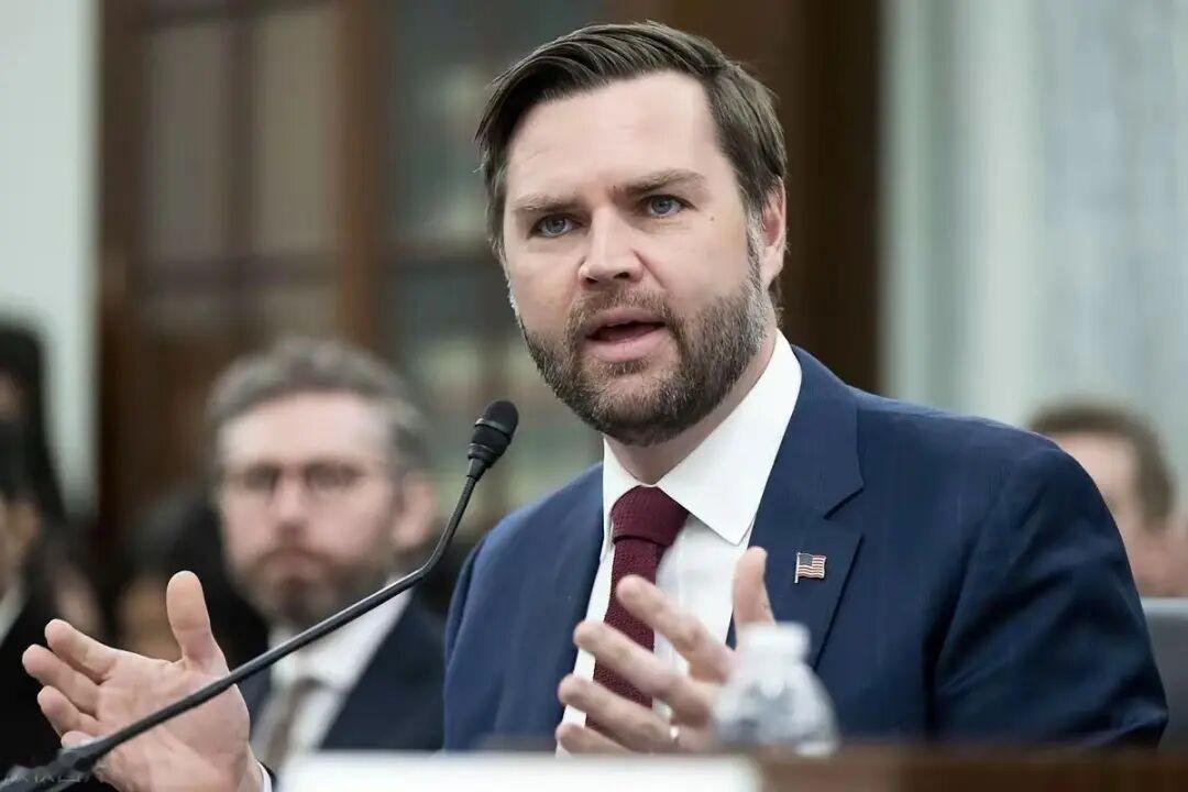 局势突然反转！美方临时变卦，高层连夜奔赴巴基斯坦，伊朗态度早已摆明
 
国际局势