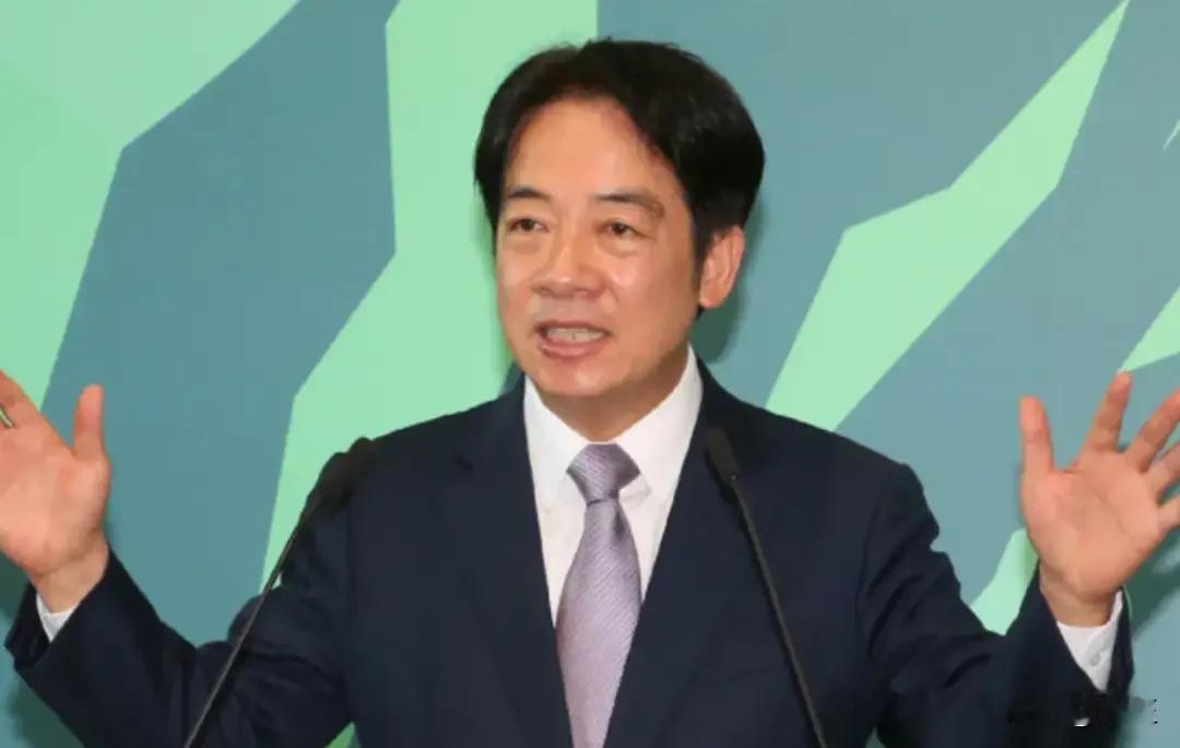 近期台湾岛内接连爆出争议事件，从民进党举办四十周年党庆活动沦为纯粹的选举造势闹剧