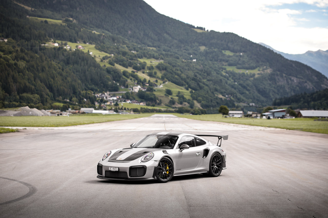 保时捷Porsche 991 GT2 RS Weissach Package 