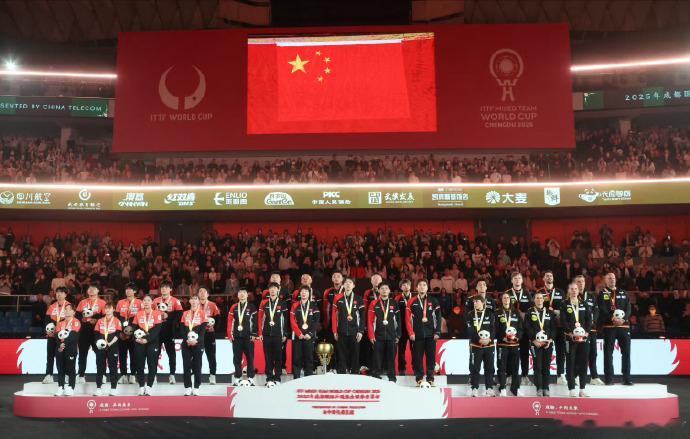 蒯曼说再次拿到冠军很开心 发博：第二次参加混合团体世界杯🏆非常感谢领导 教练组