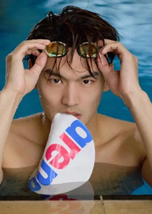 余生请多游泳，这个余生是徐嘉余啊，既然成绩挺好，后边多参加游泳比赛，多拿几个大奖
