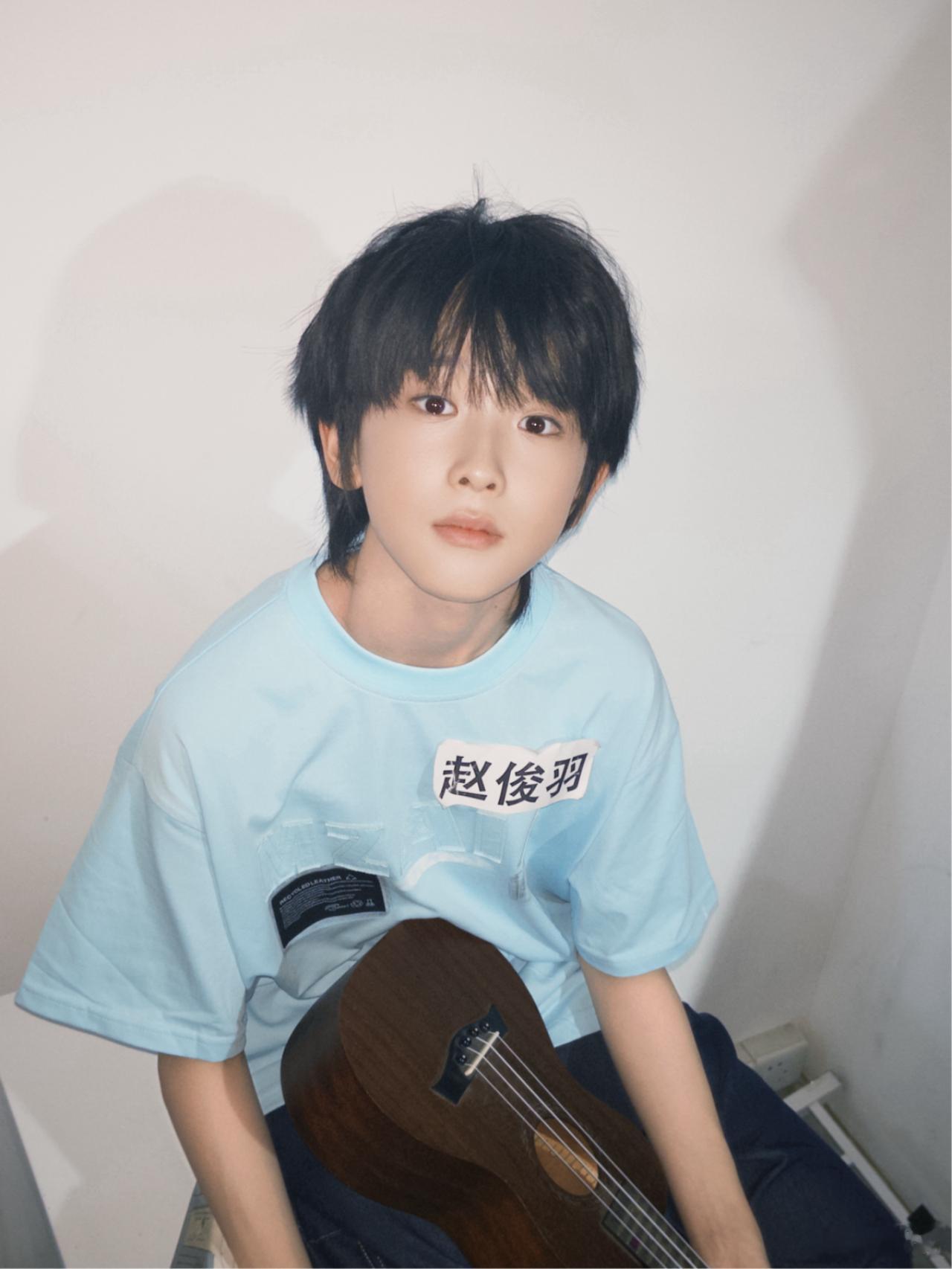 赵俊羽🧡赵俊羽 俊采星驰 羽掠苍穹 “你想要的一切终会抵达 终有一天你会在自己