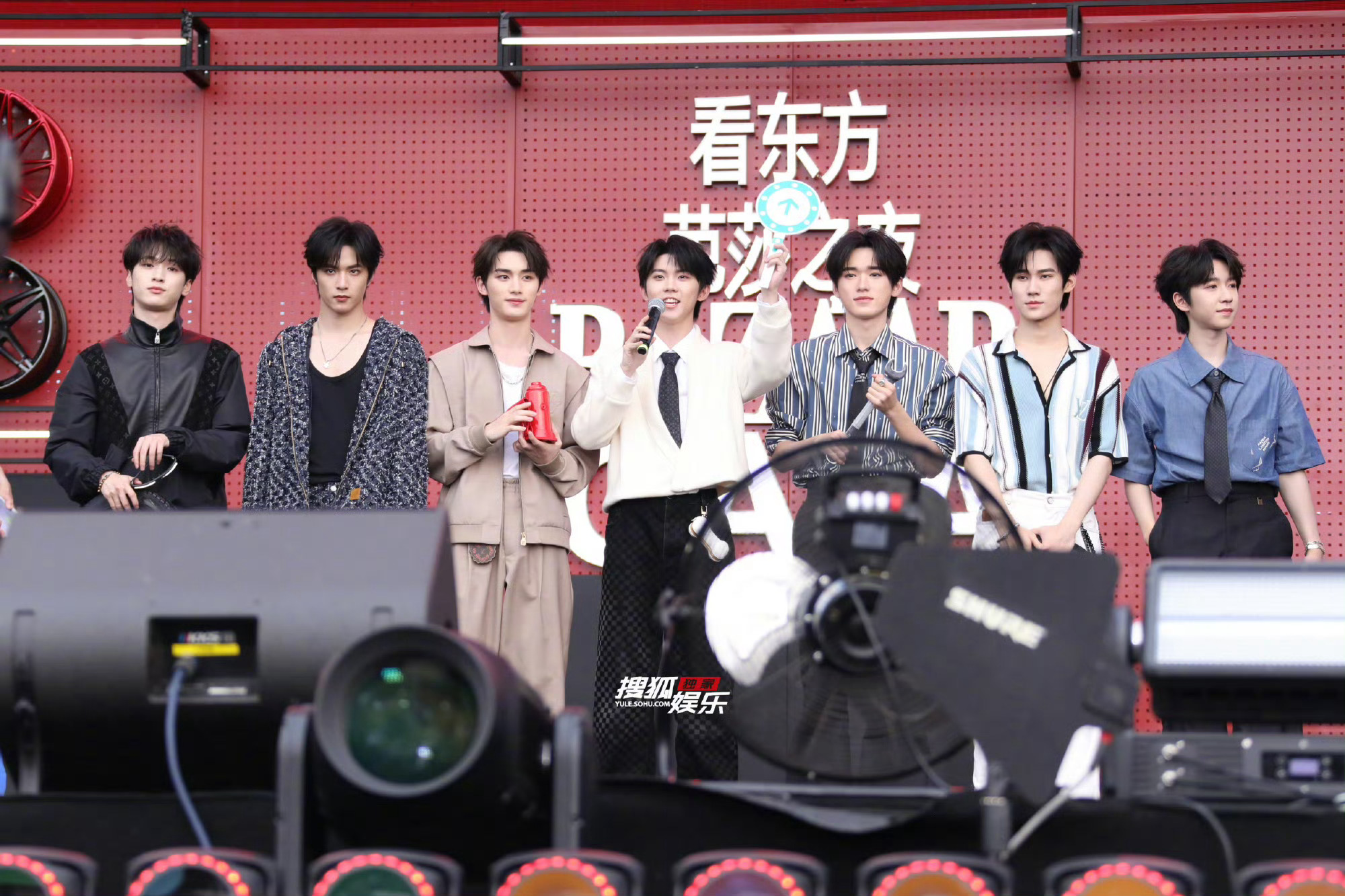 芭莎红毯喜欢时代少年团帅弟弟们，还有漂亮楠楠，酷飒的陈昊宇姐姐 ​​​