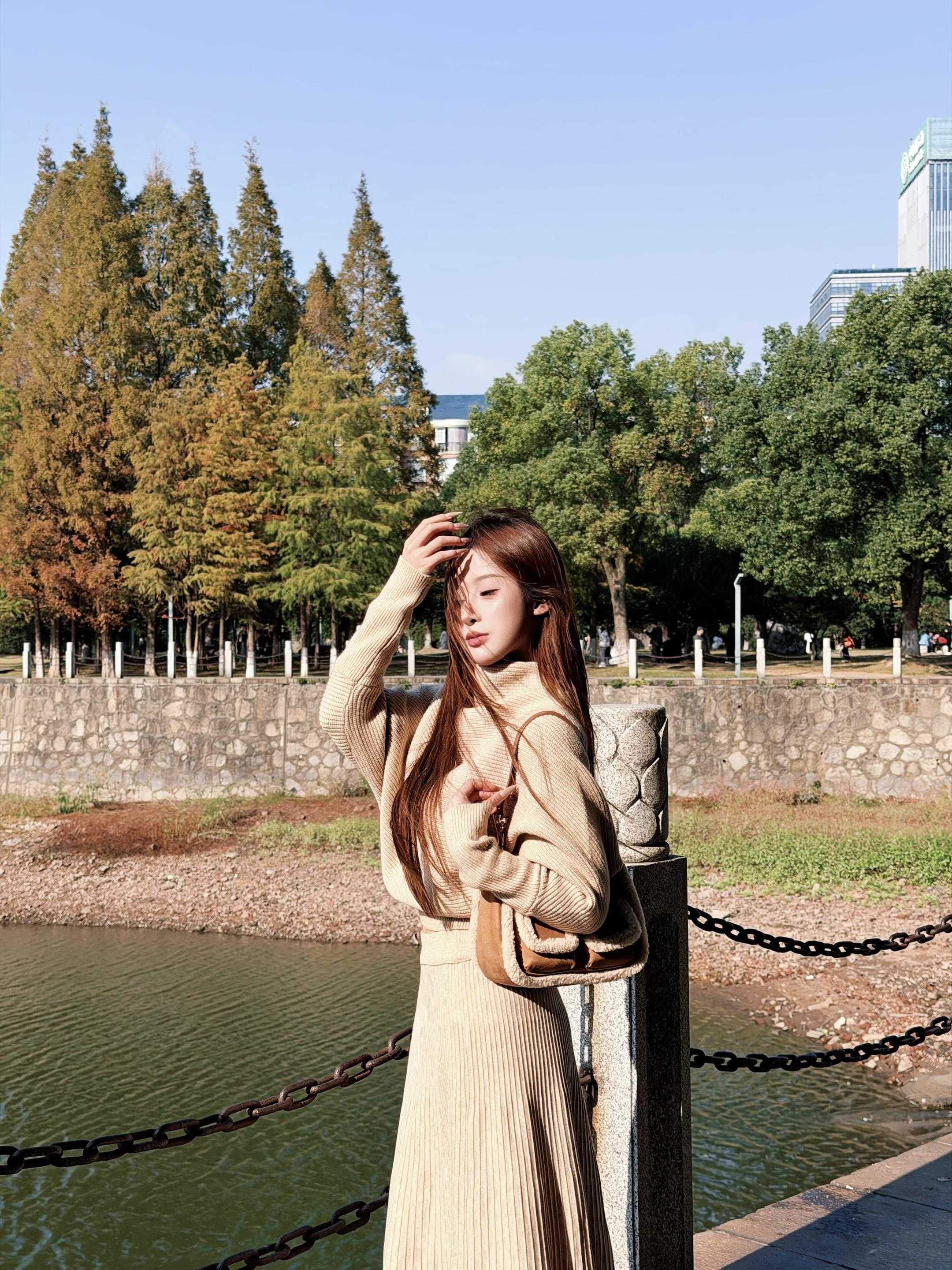 “跟着红尘 跟随我浪迹一生”