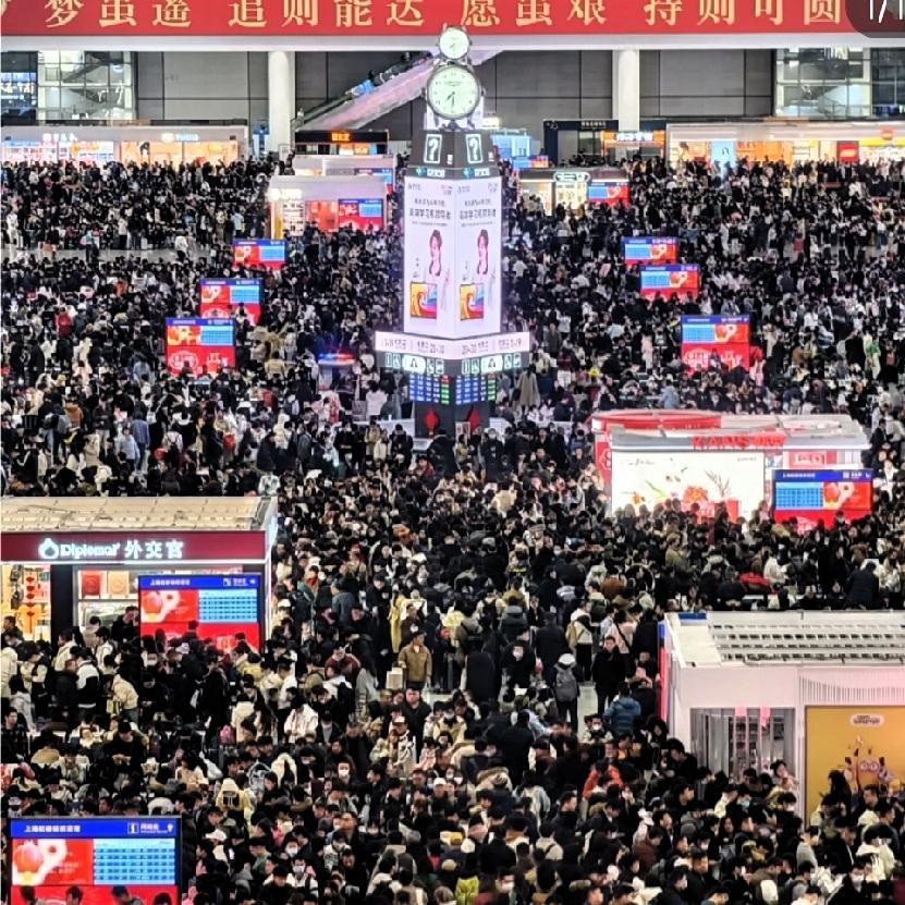 国家太用心了，
​还没到年关，
​就已经在琢磨农民工的事了，就是为了防止大家集中