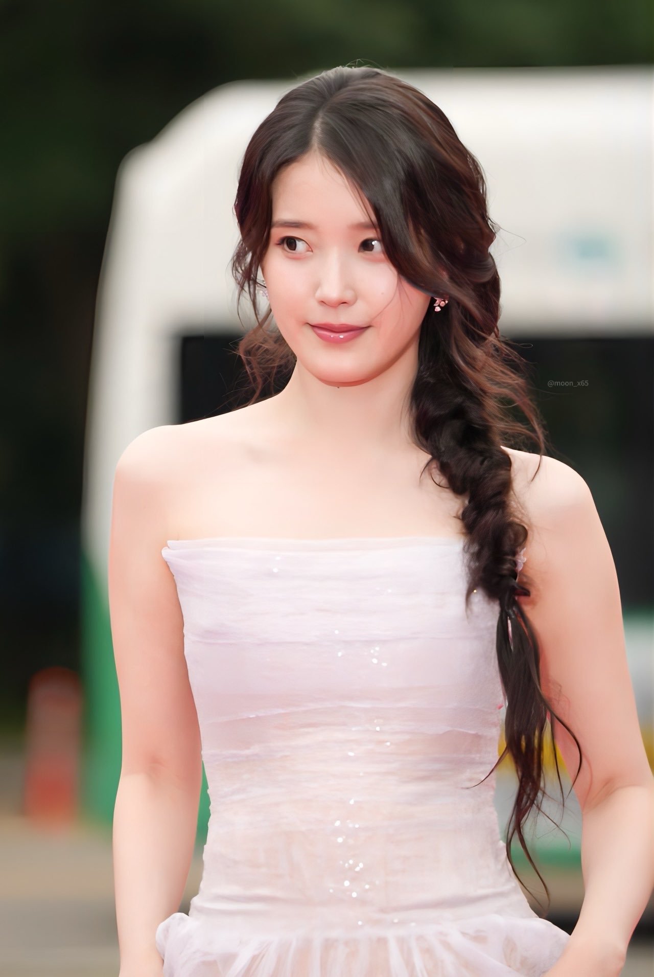 IU  ❤️IU李知恩21世纪大君夫人 260401 IU愚人节贺图cr.moo