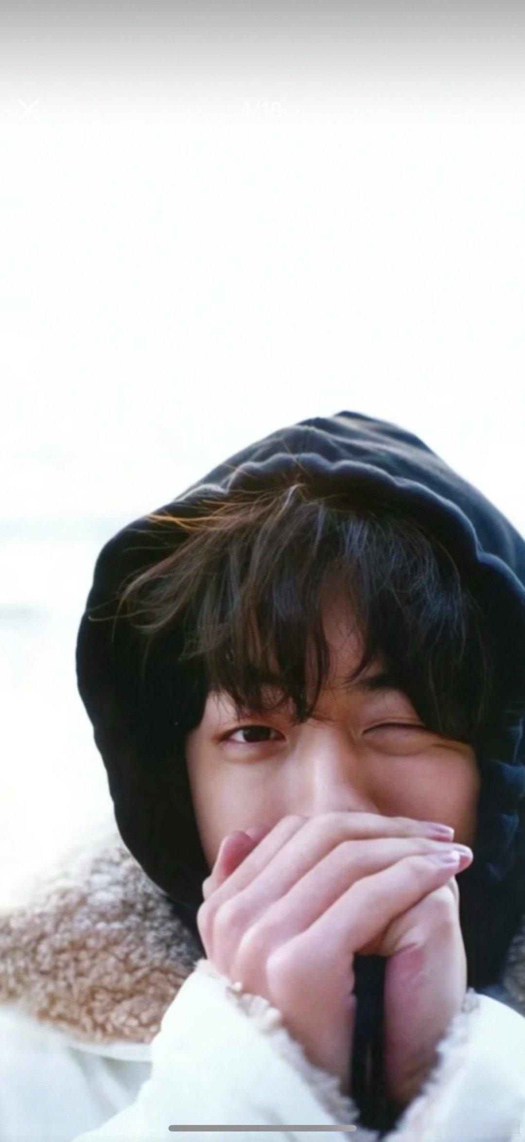 你笑的像冬天的太阳南柱赫 太喜欢💗 ​​​