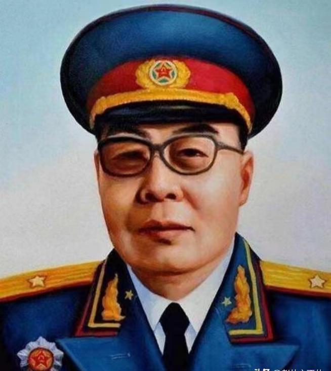 [微风]1953年，志愿军师长王扶之回乡探亲，偶遇一老乡，便搭车回家，两人一路相