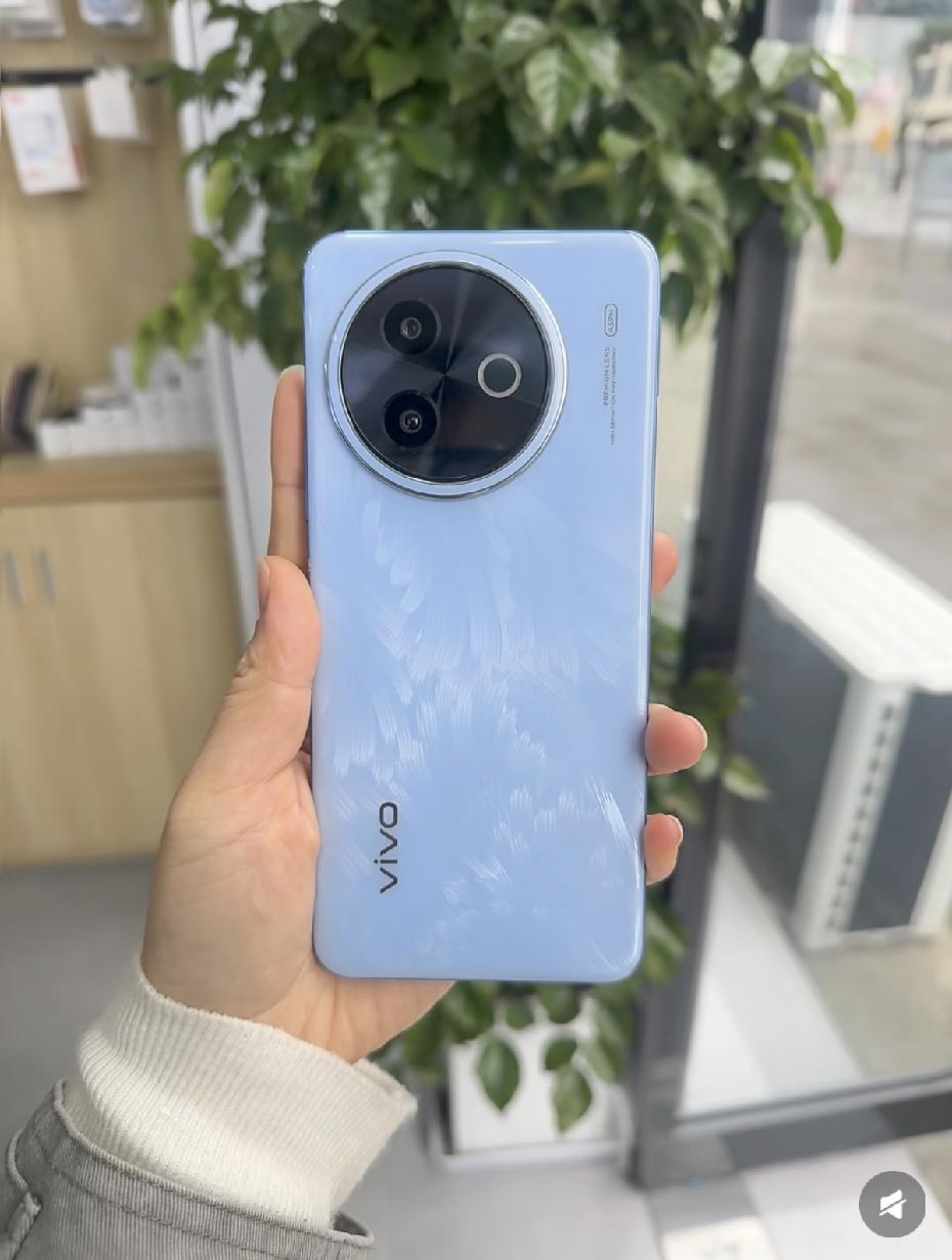 Y300i适合做备机吗只用来接打电话、挂微信、导航，vivo Y300i是备用机