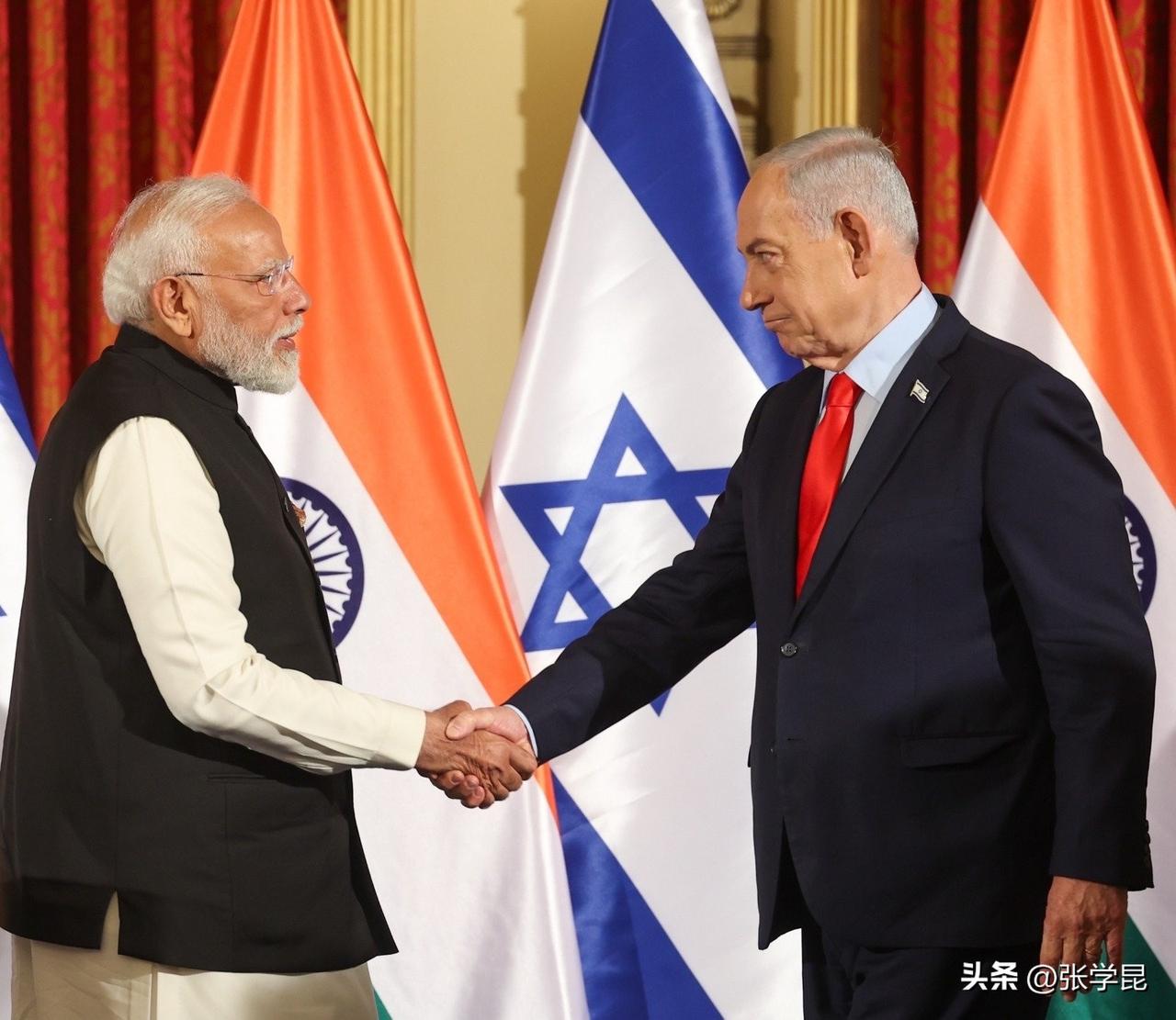 印度总理莫迪今天发文说：“我与以色列总理本杰明·内塔尼亚胡通了电话，讨论了当前的