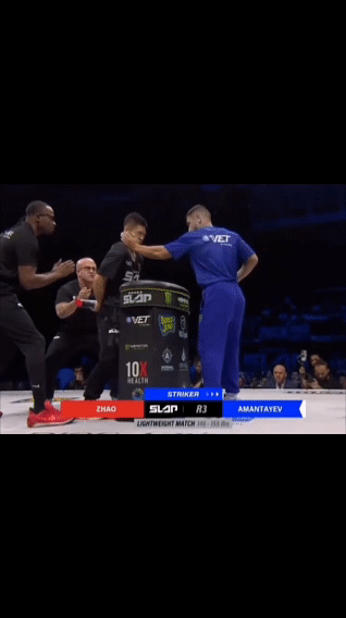 竞技体育不是砸砖头和扳手，我们的传统武术在这里感觉像是假把式。我们铁砂掌也好，通