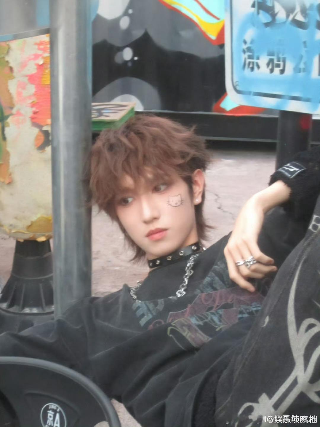 童禹坤19岁生日快乐啦～你走的每一步都算数～[心] ​​​