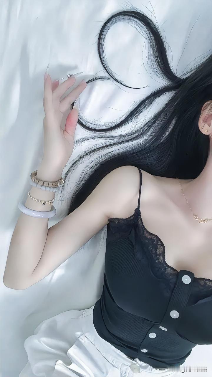 Hello everyone today 天气 is 热死他娘 太阳is 毒杠杠