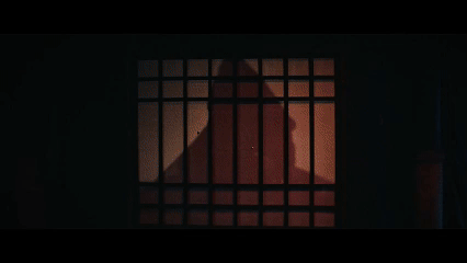 人贩子最解气的死法出现了人贩子遭报应，正应了那句恶有恶报，看得人忍不住站起来拍手