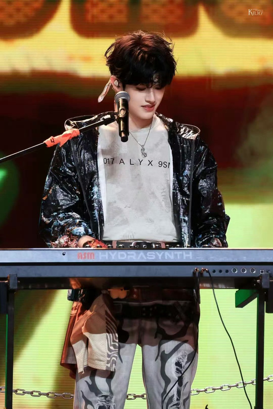 张极可以换你们给我一个飞吻吗 张极：“可以换你们给我一个飞吻吗”🥹daddy级