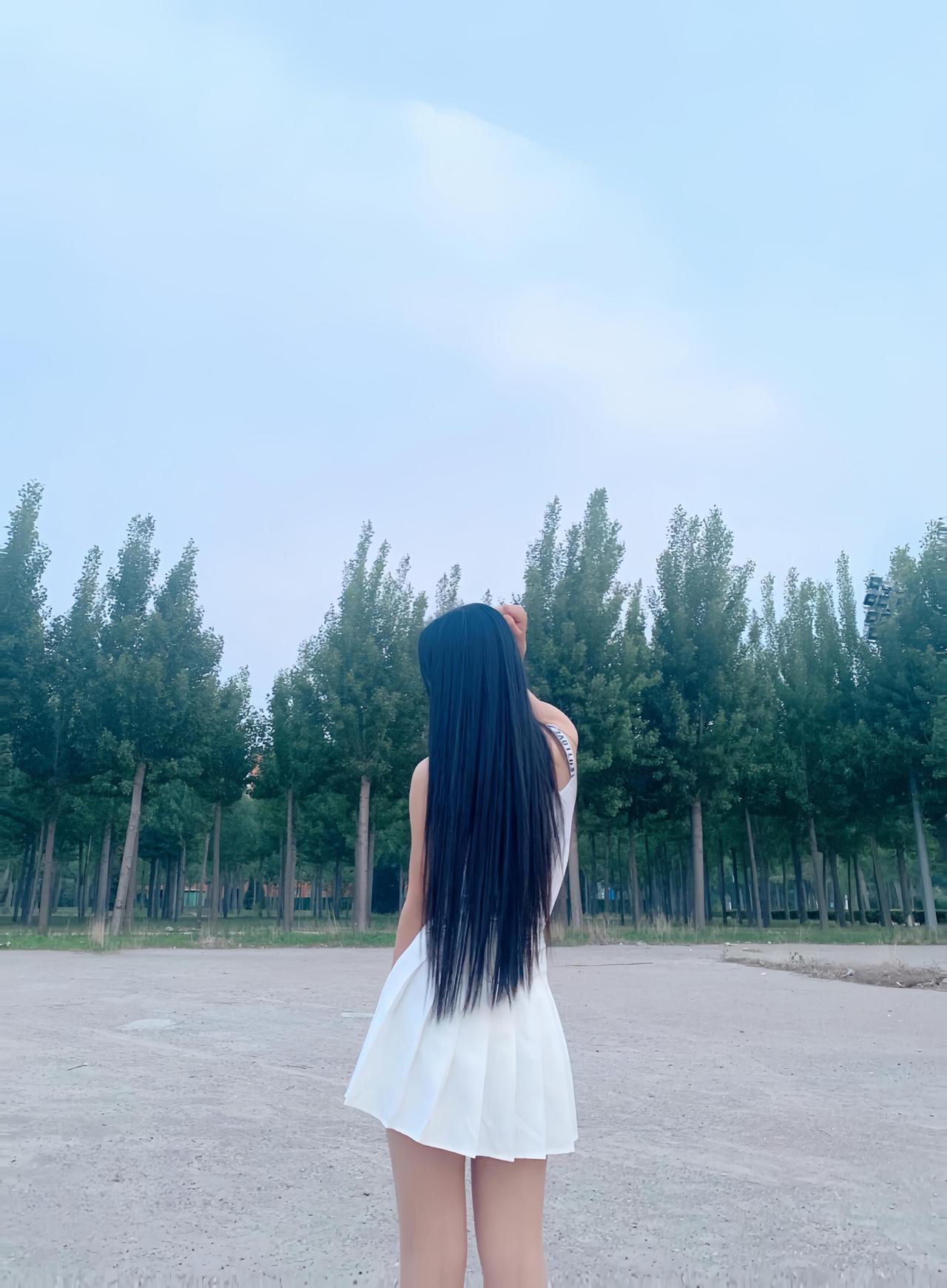 人这一辈子，

不管是什么关系，

都要和见你好，
不见得你好的那些人，保持距离