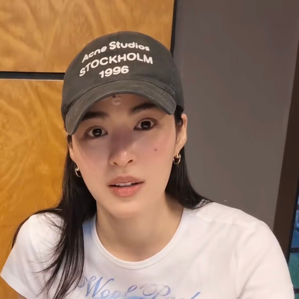地主家的傻儿子 ​​​