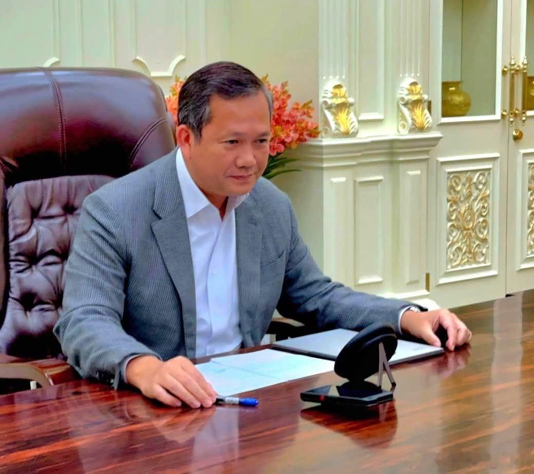 柬埔寨首相洪玛奈发文：7月26日晚，我与美国总统特朗普通电话，讨论了柬埔寨与泰国