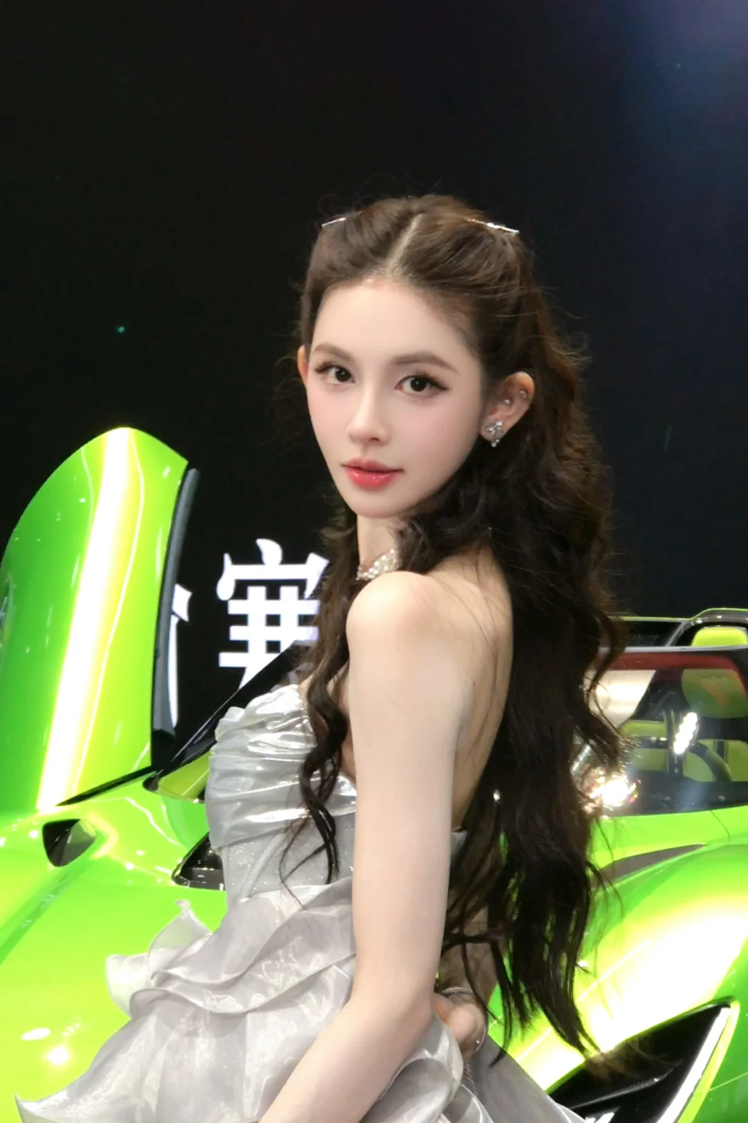 北京车展｜刘一琳的回眸一瞬