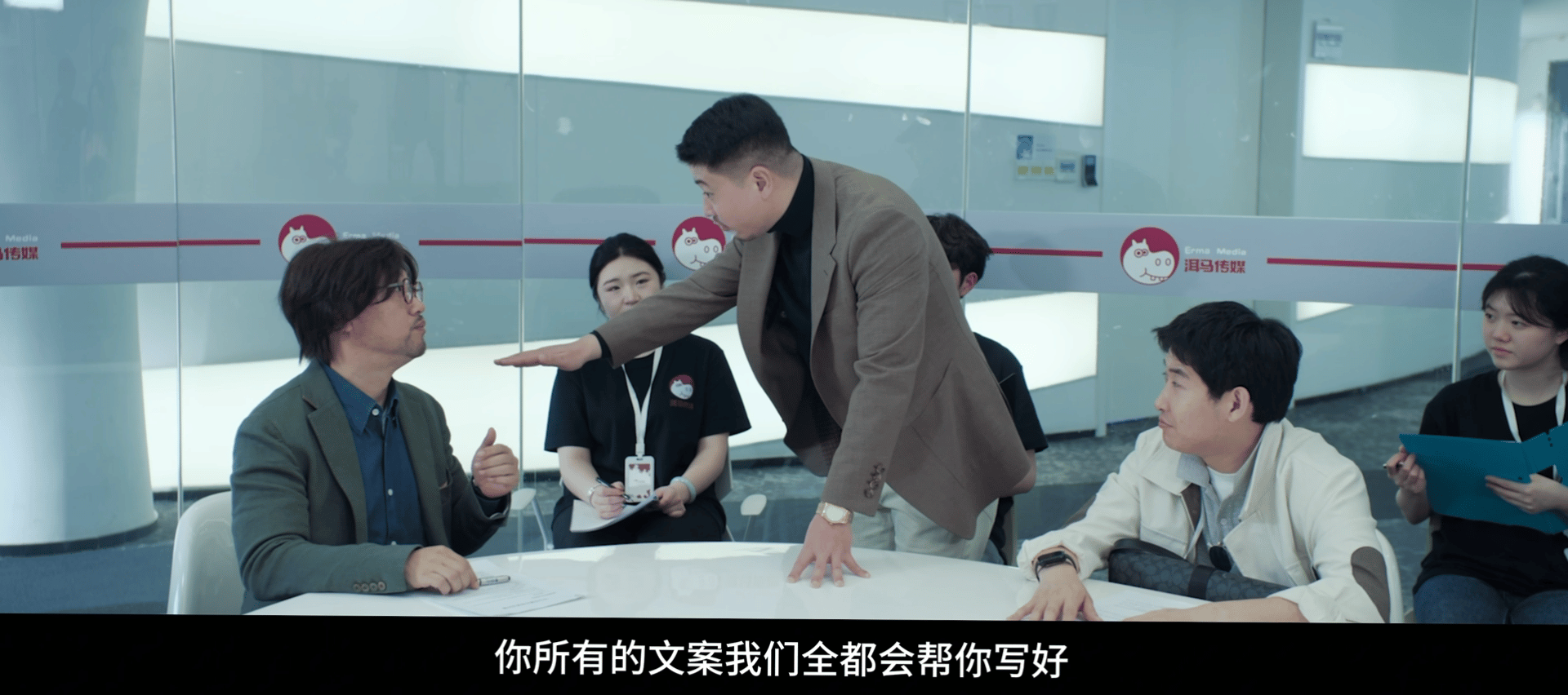 田嘉瑞囧徒之预演告别 看完预告最大的感受是，这剧不是在搞笑，是在照镜子，那些我们