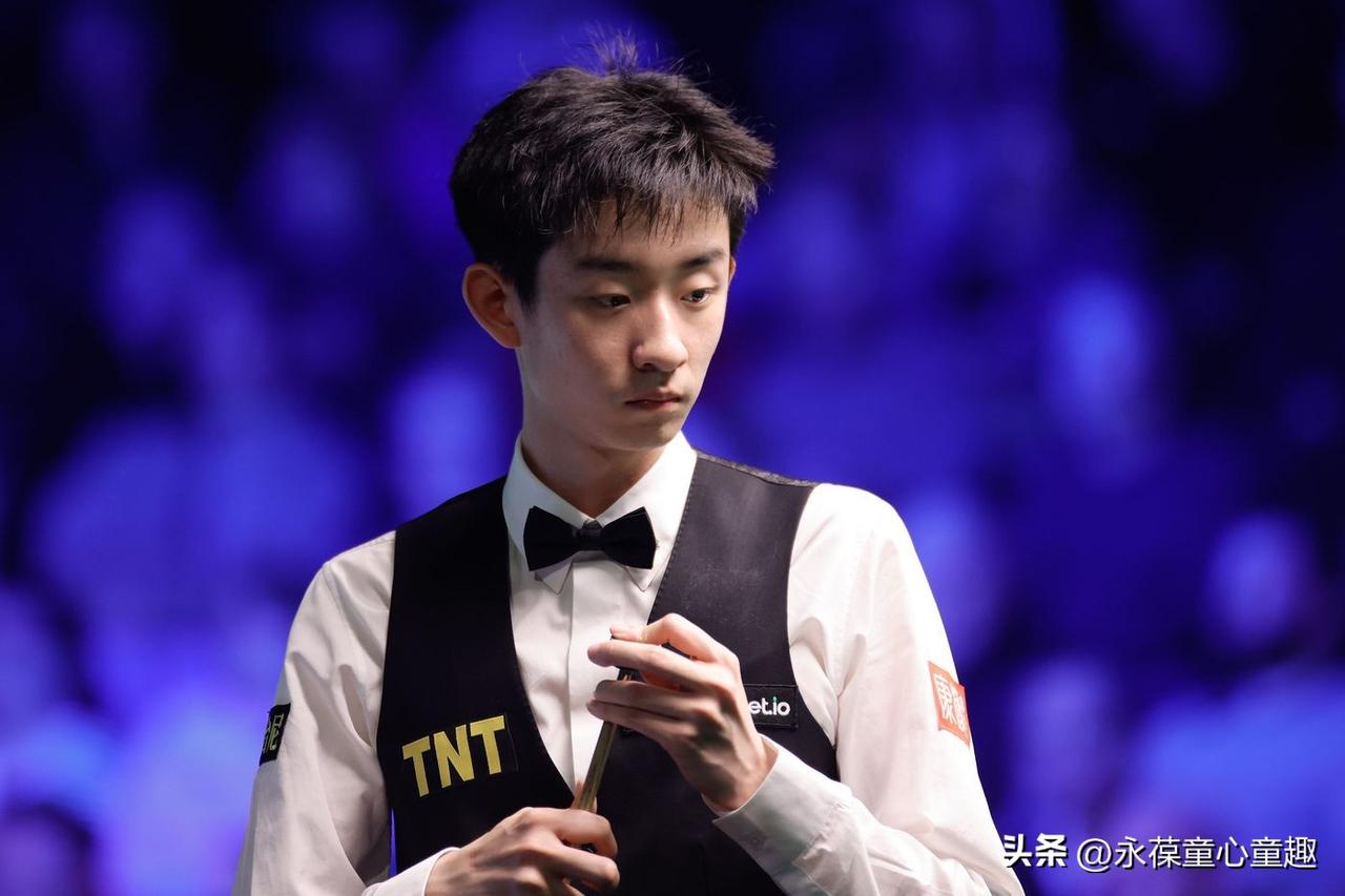 遗憾！吴宜泽6-10不敌韦克林，无缘巡回锦标赛八强！
 
 
北京时间4月1日早