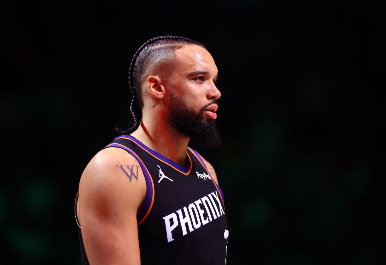 #太阳老板亲承狄龙留队# 谁说给狄龙放走的？此前考辛斯在节目中建议湖人用里夫斯换